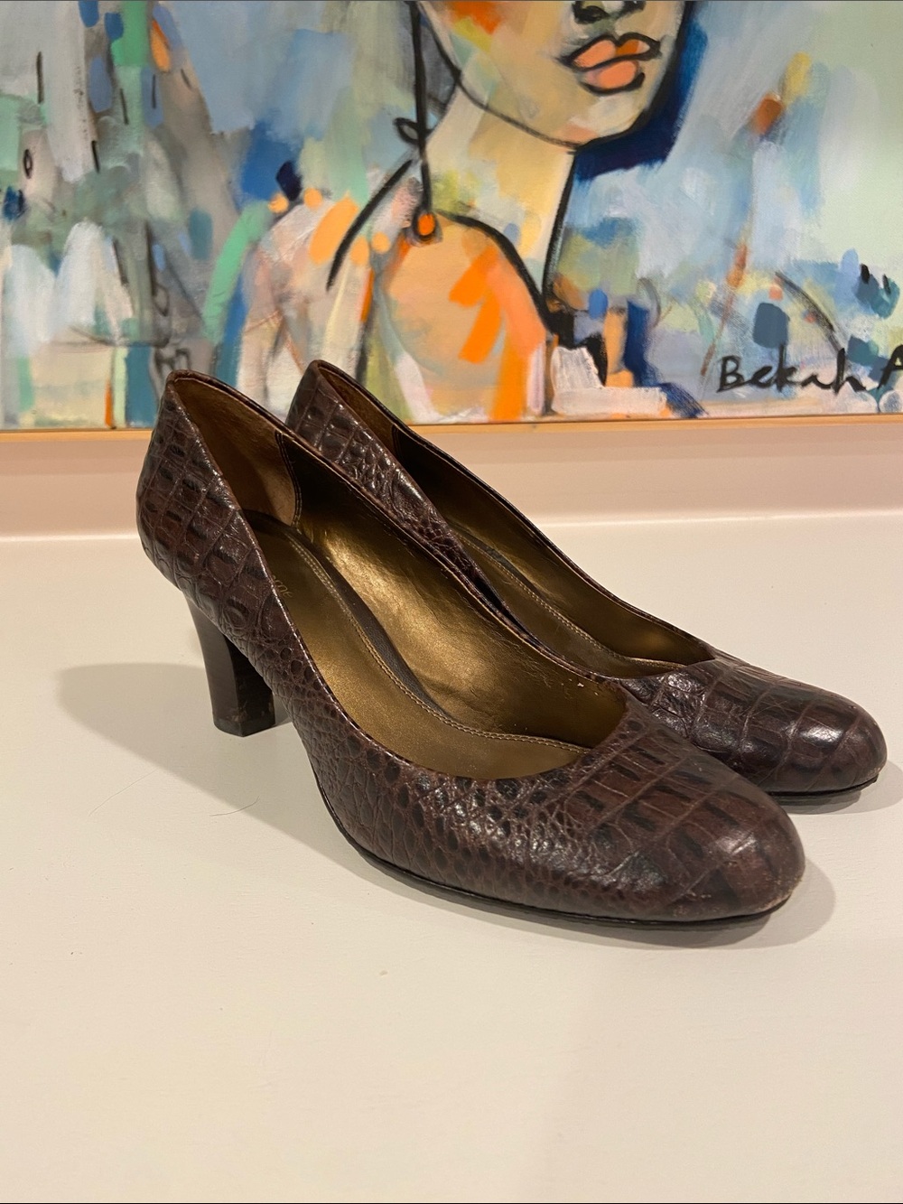Liz Claiborne Brown Croc-Embossed Mid Heel Pumps